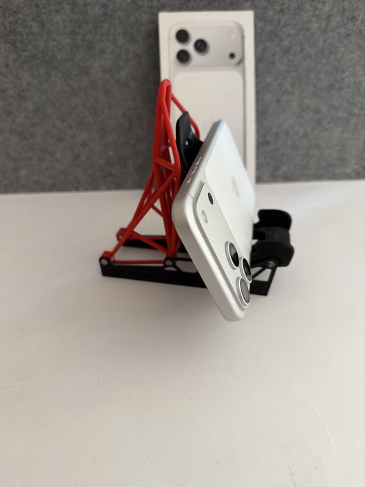 IPhone 17 Pro Max 512GB Silver a estrear ( 0 ciclos)