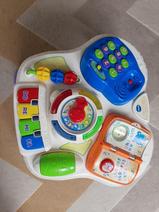 Stolik stoliczek edukacyjny vtech manipulacyjny sensoryczny montessori