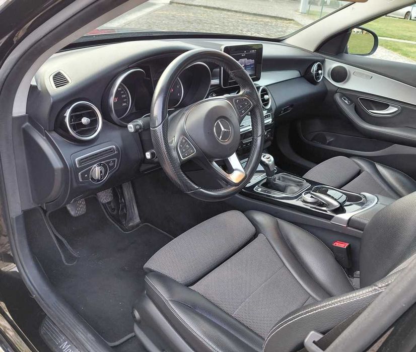 Mercedes-Benz C 200 — fotografia 4