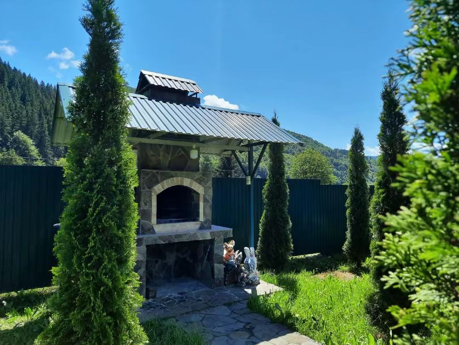 Продаж дачі в карпатах