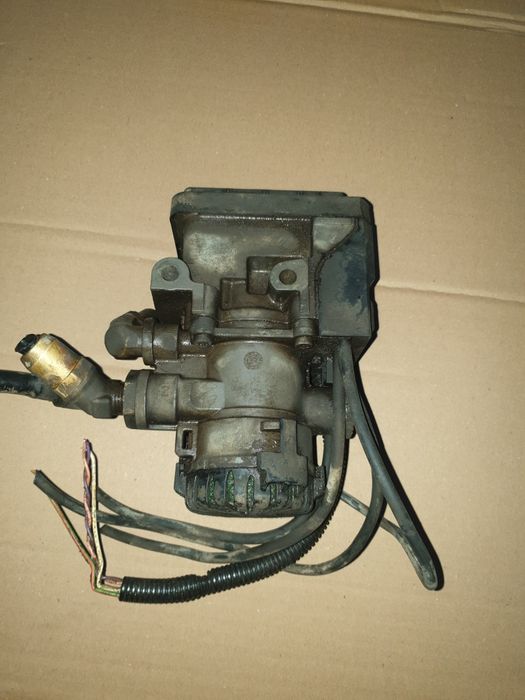 Zawor EBS volvo przod 6x2