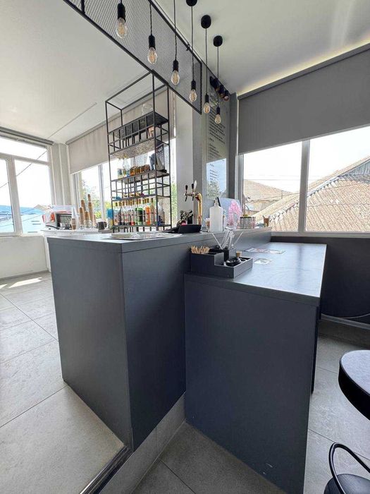 барна стійка в кафе/бар