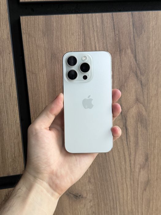 Apple iPhone 15 Pro 256gb eSim White Titanium