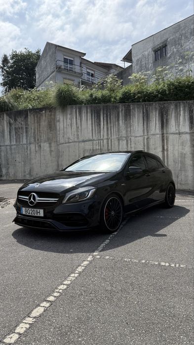 Mercedes A45 AMG facelift 381cv