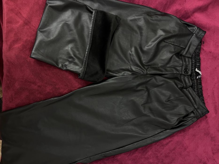 Штани з еко-шкіри з утепленням