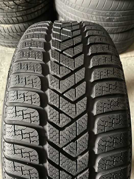 225/45 R18 Pirelli Winter Sottozero 3 (Italy) 1шт. 2024 рік.
