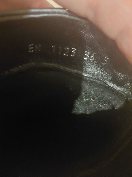 Взуття шкіряне жіноче