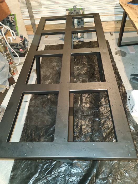 Stół monolit dąb lite drewno live edge loft massivholztisch