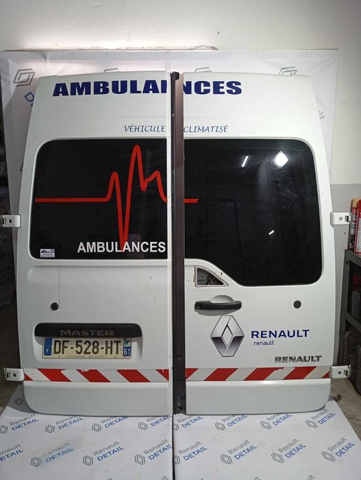 Двері Скло Renault Master рено мастер опель мовано movano Nissan NV400
