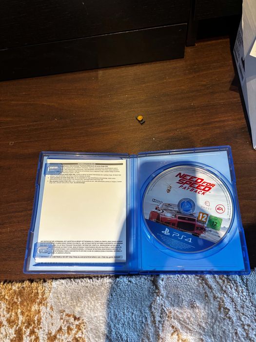 Gry PS4 star wars, need for speed, sims 4