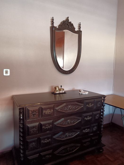 Mobília de quarto antiga