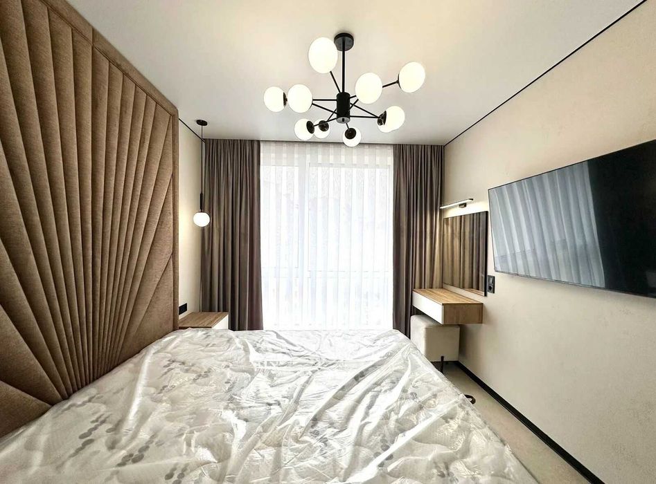 Продаж 1-кім квартира укомплектована Центр. ЖК Light Home
