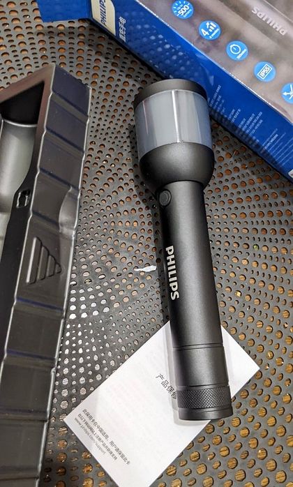 ФонарьЗаряднийАкумуляторнийЗахищенийТактичнийPhilipsСветильникНочник