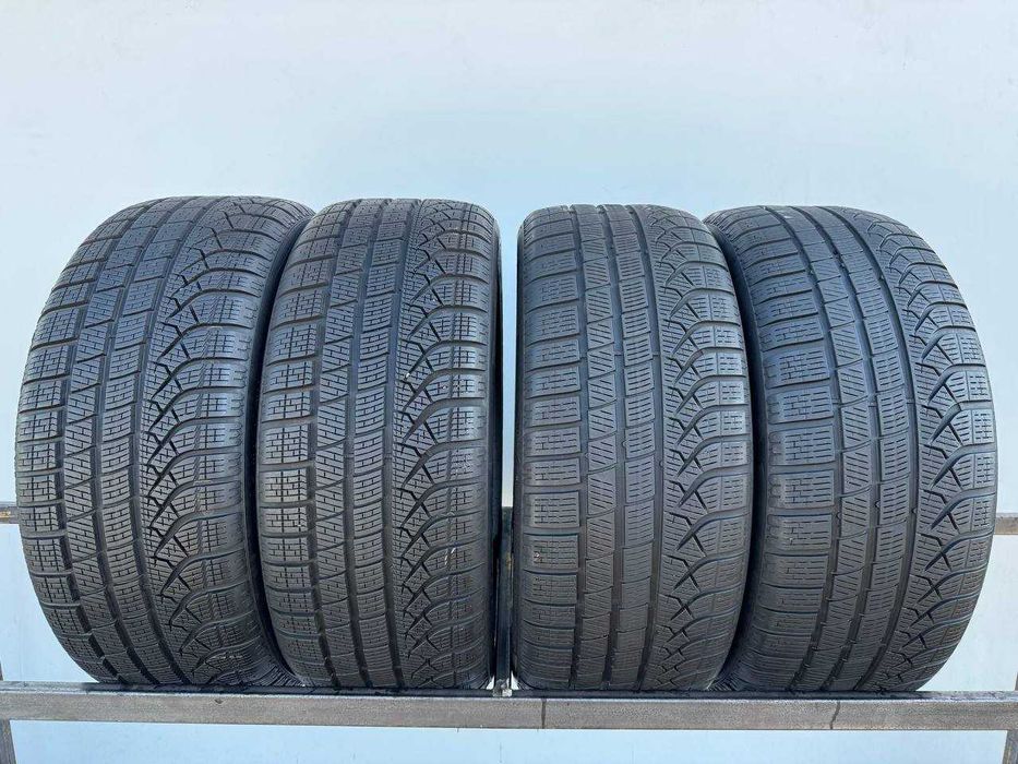 245/45/19 R19 Pirelli Pzero Winter 102H 4шт Зима 7.8-6+мм