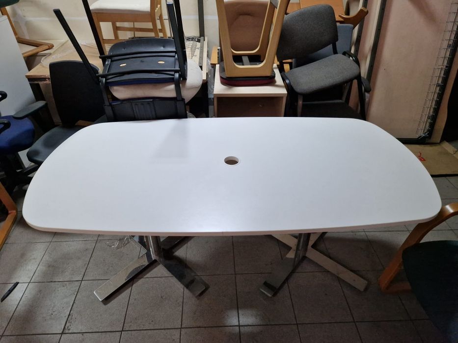 Stół Konferencyjny SZARY 180x90 z otworem po środku na okablowanie