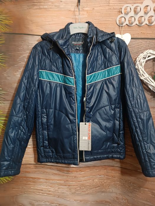 Підліткова куртка для хлопчика. Нова. Зріст 158-164 см