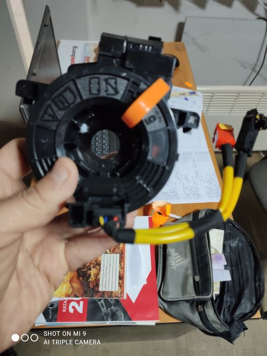 Шлейф Airbag на Кемрі 40