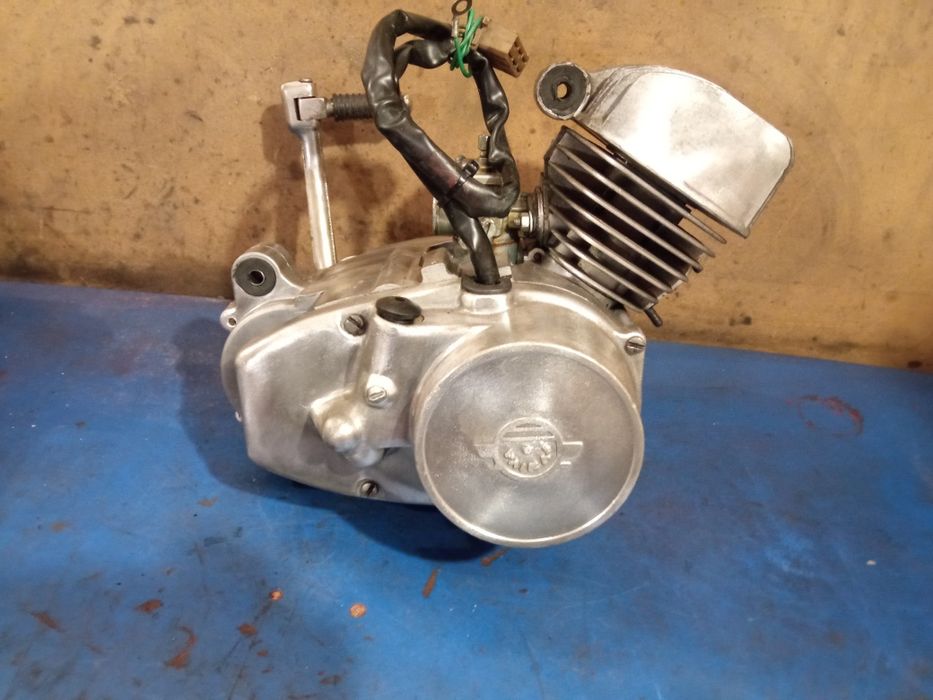 Продам двигатель В50М  на мопед Карпаты Рига Верховина.