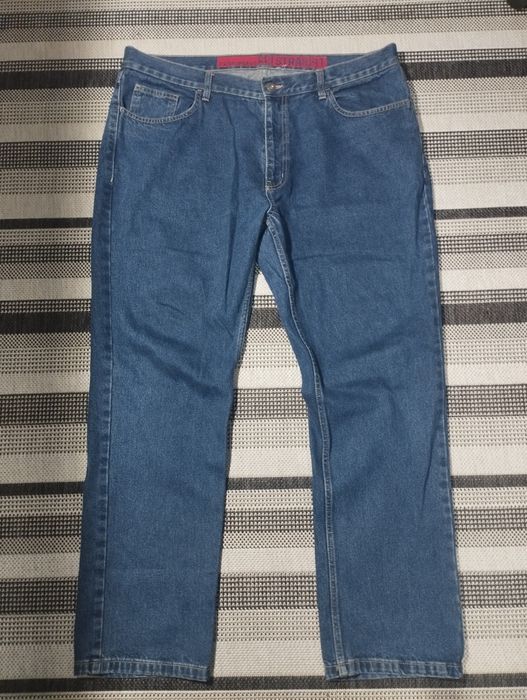 Класичні джинсові штани