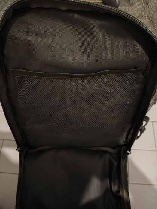 MOCHILA tática/campismo 60L/40L EXPANSÍVEL - usada somente 1 vez