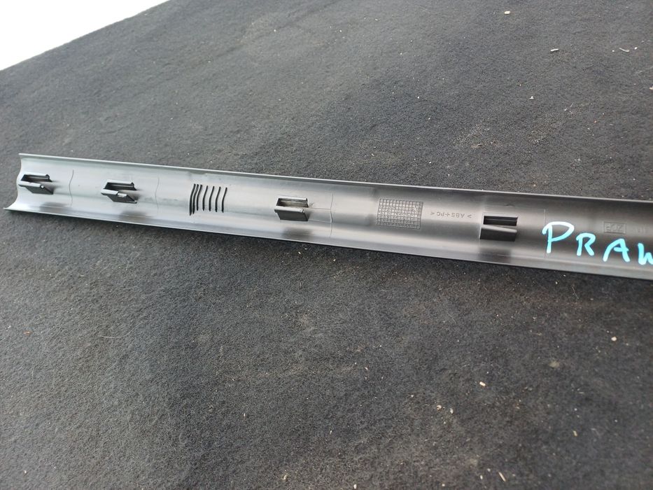 Bmw e36 cabrio listwa dywanowa prawa oryginał