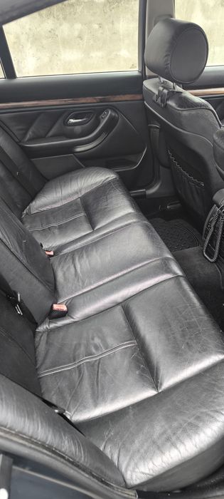 Vendo BMW e39 ano 2000