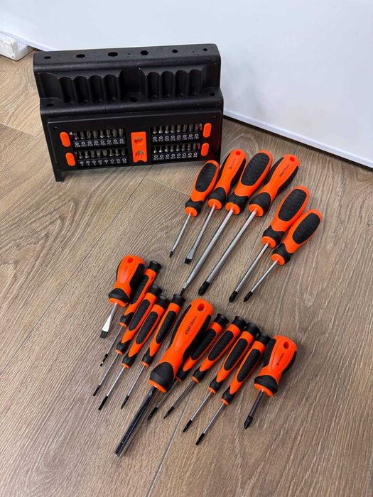 Набір викруток із комплектом біт 50 шт. Kraft&Dele KD10950 викрутки