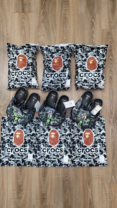 Сучасні крокси бейп bape