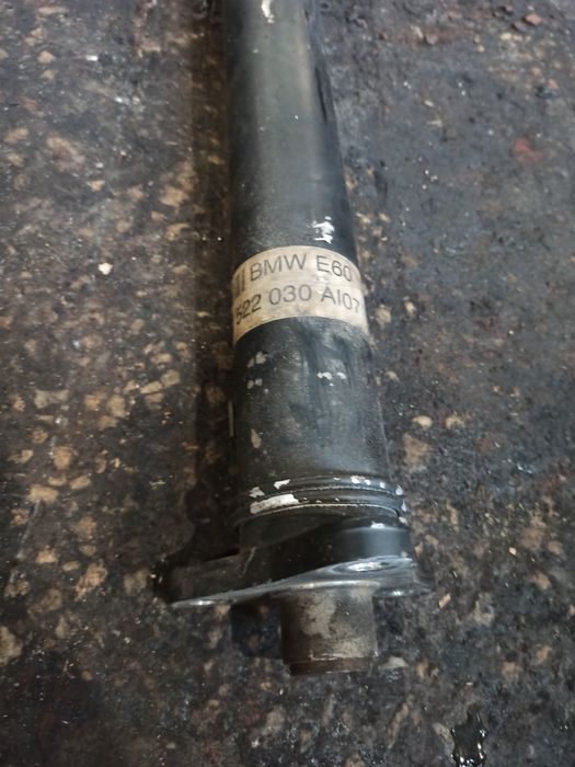 Кардан BMW E60 7522030A107 2.2 b M54 B22 карданний вал