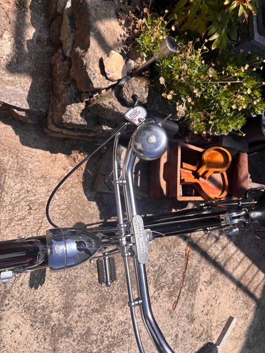 Bicicleta Clássica Portuguesa Restaurada | Matriculada em Gouveia (1939) | Peça de Coleção