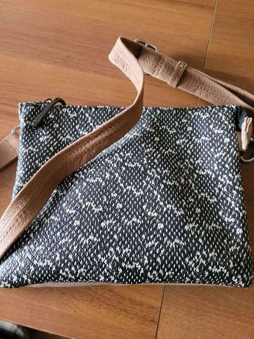 Torebka damska listonoszka