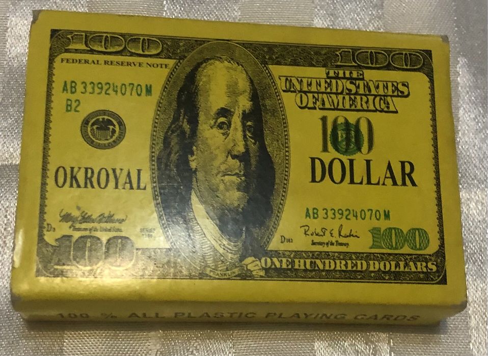 Карты ( не вскрыты , в упаковке) « клуб - казино Империал»