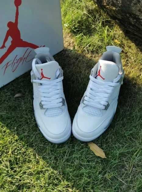 Jordan_4_Retro_White_Oreo R.44