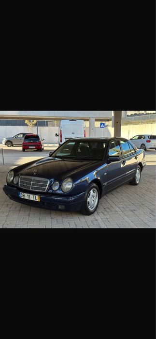 Mercedes-Benz E220 CDI