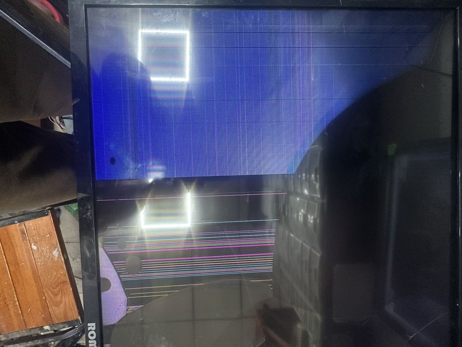 Телевізор  “Romsat 43C2DVB”