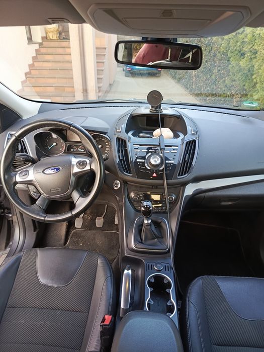 Ford Kuga 1.6 benzyna, 150km,hak,142000 brzebieg
