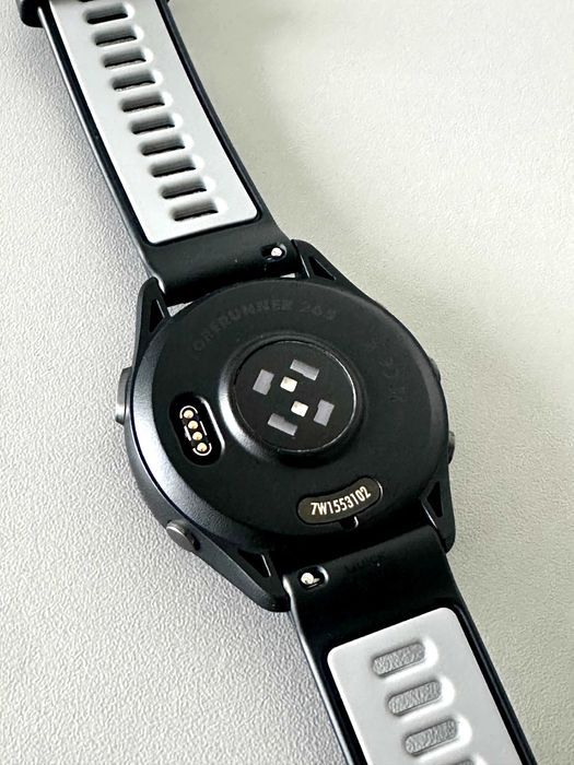 Zegarek Garmin Forerunner 265 (+HRM 200)