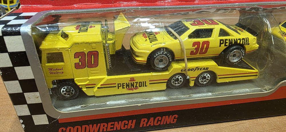 Matchbox Team Convoy Pennzoil z 1992r