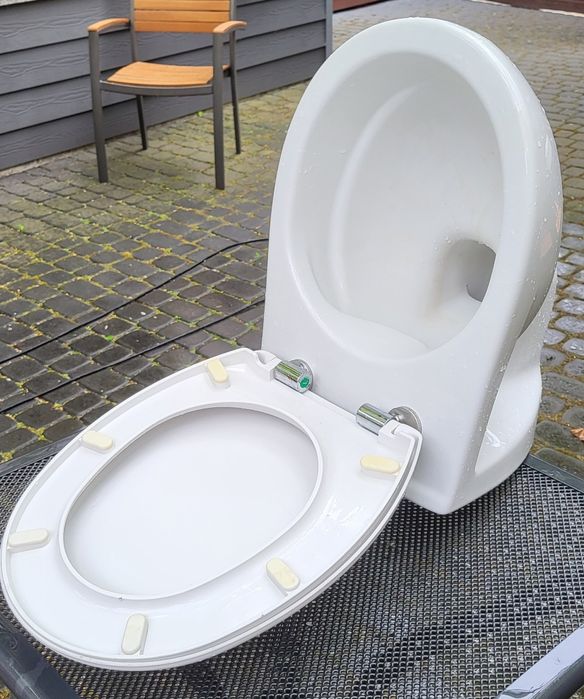 Muszla klozetową z deską