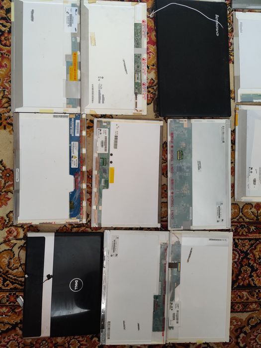 Матриці до ноутбуків Різні