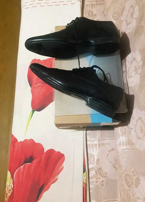 Классические мужские туфли размер 42