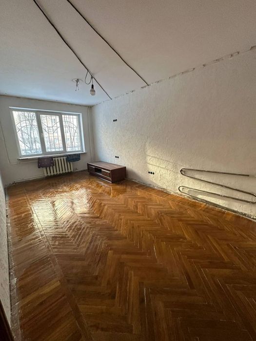 Продам 3к Перемога -3, Наб Перемоги, 104, поверх 1/9, МОЖНА БЕЗНАЛ (є орендарі)