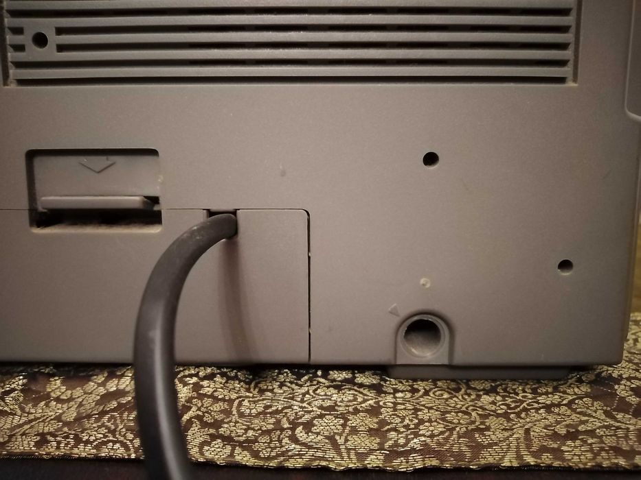 Rádio e gravador cassetes Sanyo M9802L