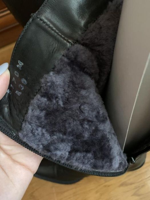 Зимние кожаные сапоги