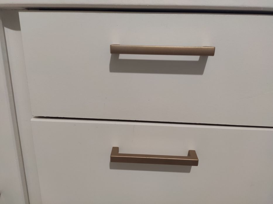 Aparador grande com muita arrumação + móvel de parede.