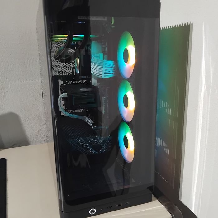 Pc gaming ryzen 7 7800x3d  pc completo