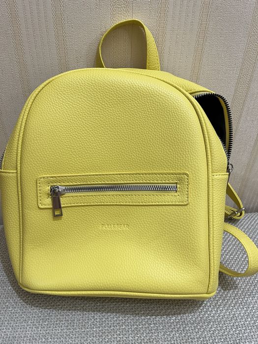 Продам рюкзак LC Waikiki, Stradivarius