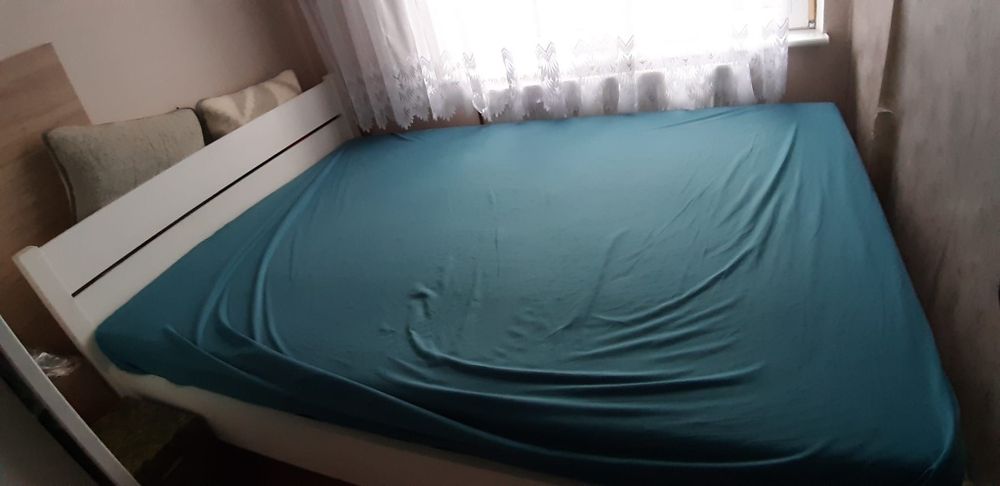 Sprzedam łóżko 150/210