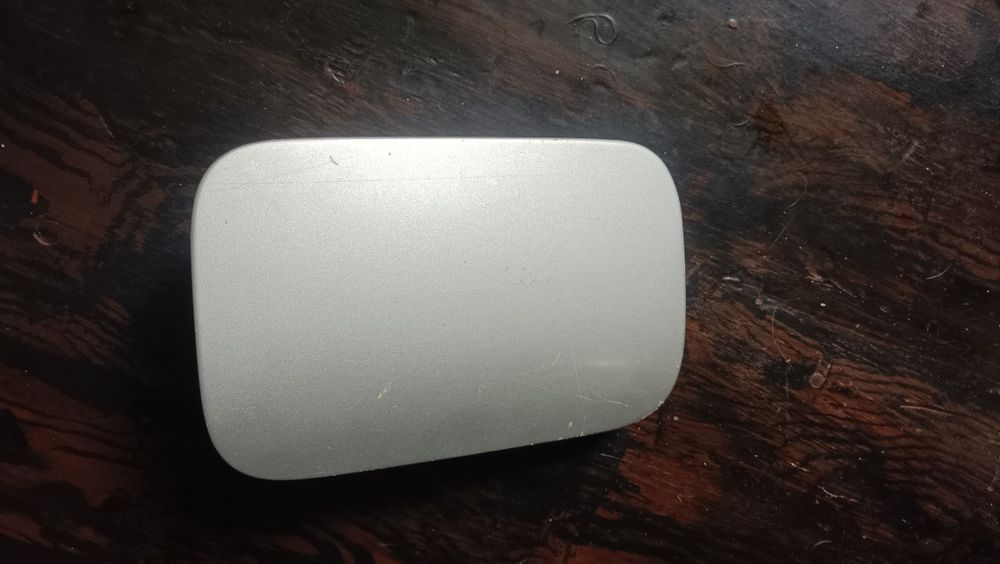 Продам лючёк бензобака w210