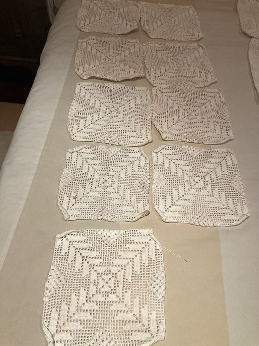 Renda: Quadrados de renda 0,25 x 0,25 cm